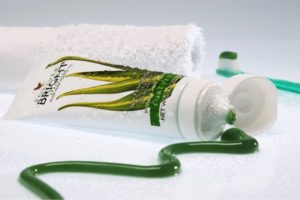Forever-bright-toothgel-dentifricio-aloe-vera