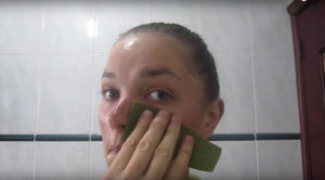 gel-di-aloe-vera-sul-viso